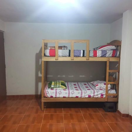 5Min Airport - Super Host Bed and Breakfast Lima Buitenkant foto