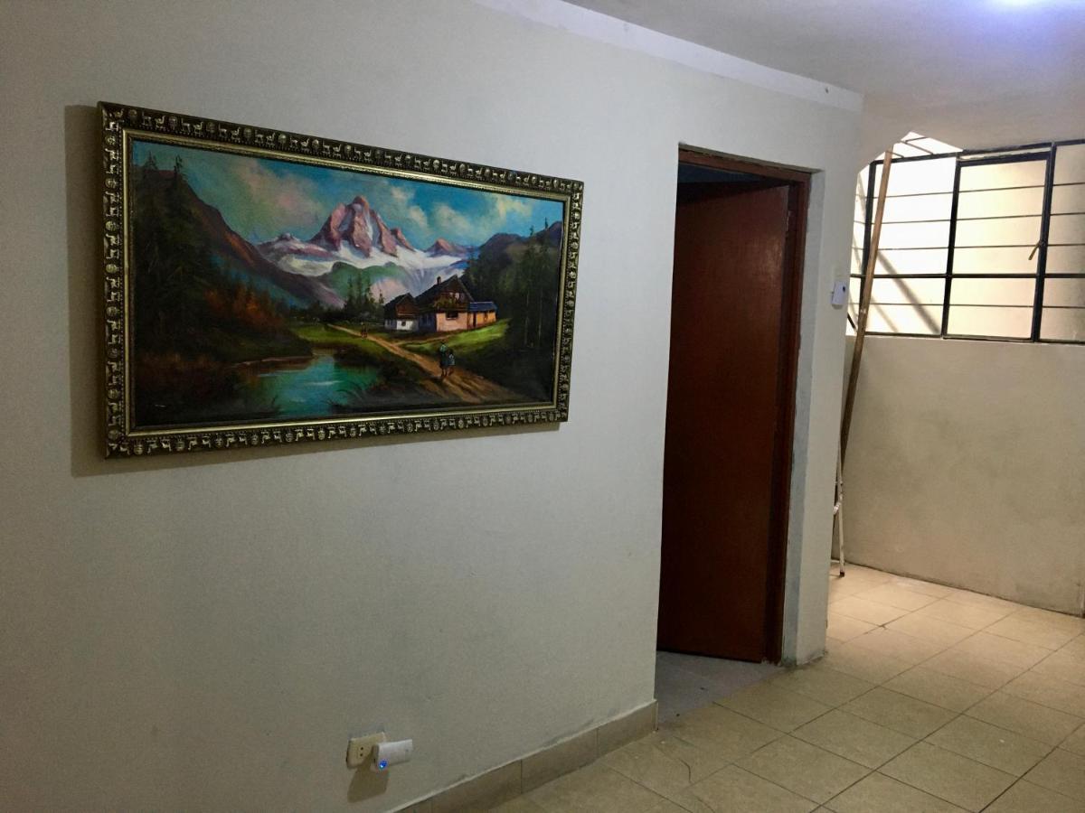 5Min Airport - Super Host Bed and Breakfast Lima Buitenkant foto
