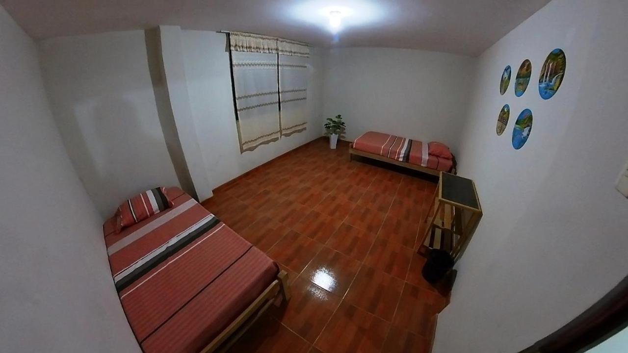 5Min Airport - Super Host Bed and Breakfast Lima Buitenkant foto