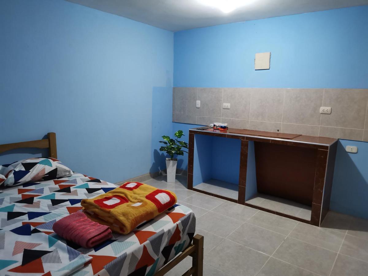 5Min Airport - Super Host Bed and Breakfast Lima Buitenkant foto
