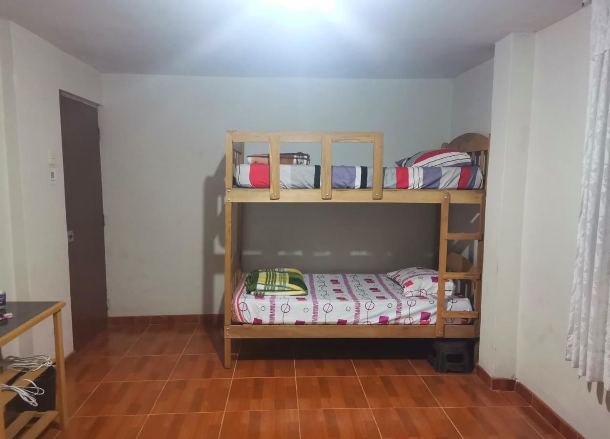 5Min Airport - Super Host Bed and Breakfast Lima Buitenkant foto